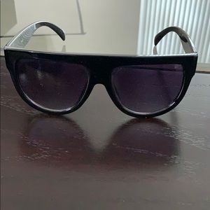 Black sunglasses
